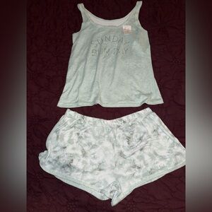 Danskin Women's Pajama Set in Light Green